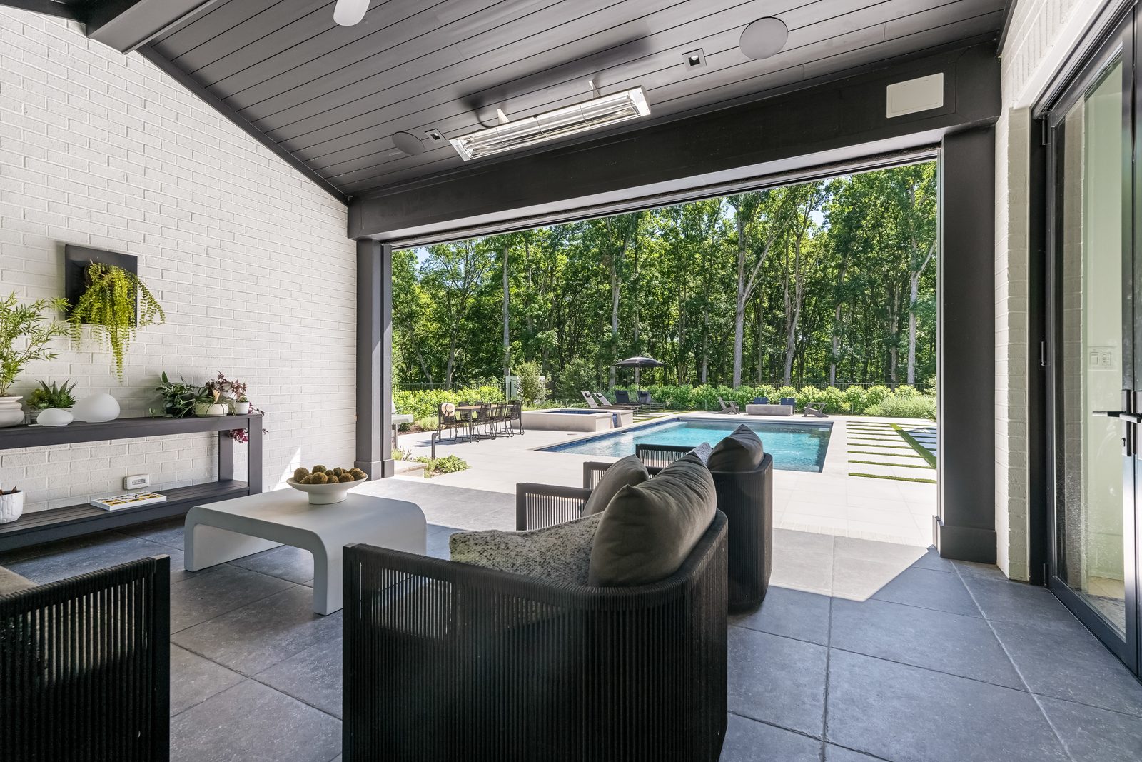 Chanel custom home in South Charlotte — interior view, photograph 5 of 34