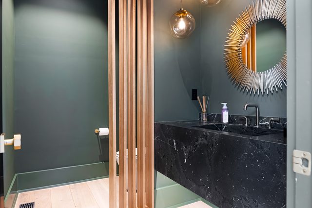 Chanel custom home in South Charlotte — interior view, photograph 16 of 34