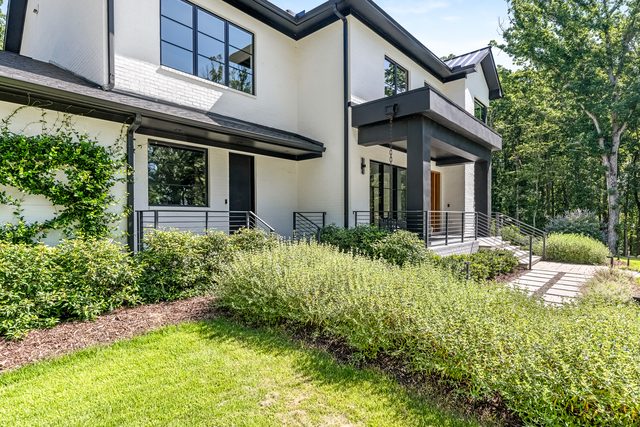 Chanel custom home in South Charlotte — exterior view, photograph 32 of 34