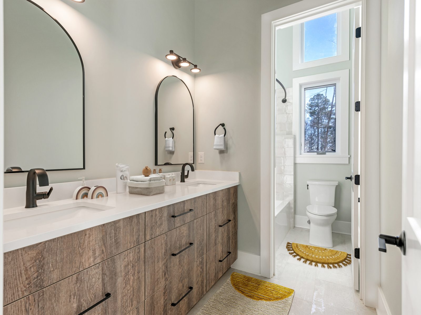 Evergreen 1 custom home in Lake Wylie — interior view, photograph 7 of 14