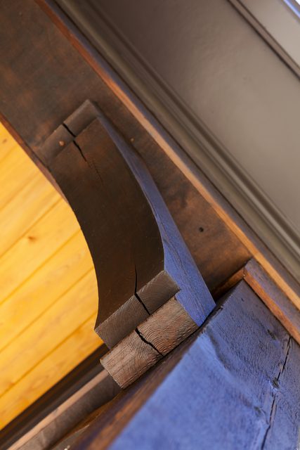 Henry Harris custom home — interior detail, photograph 26 of 45