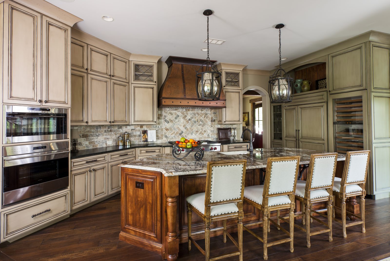 Rivergrass custom home — interior view, photograph 9 of 22