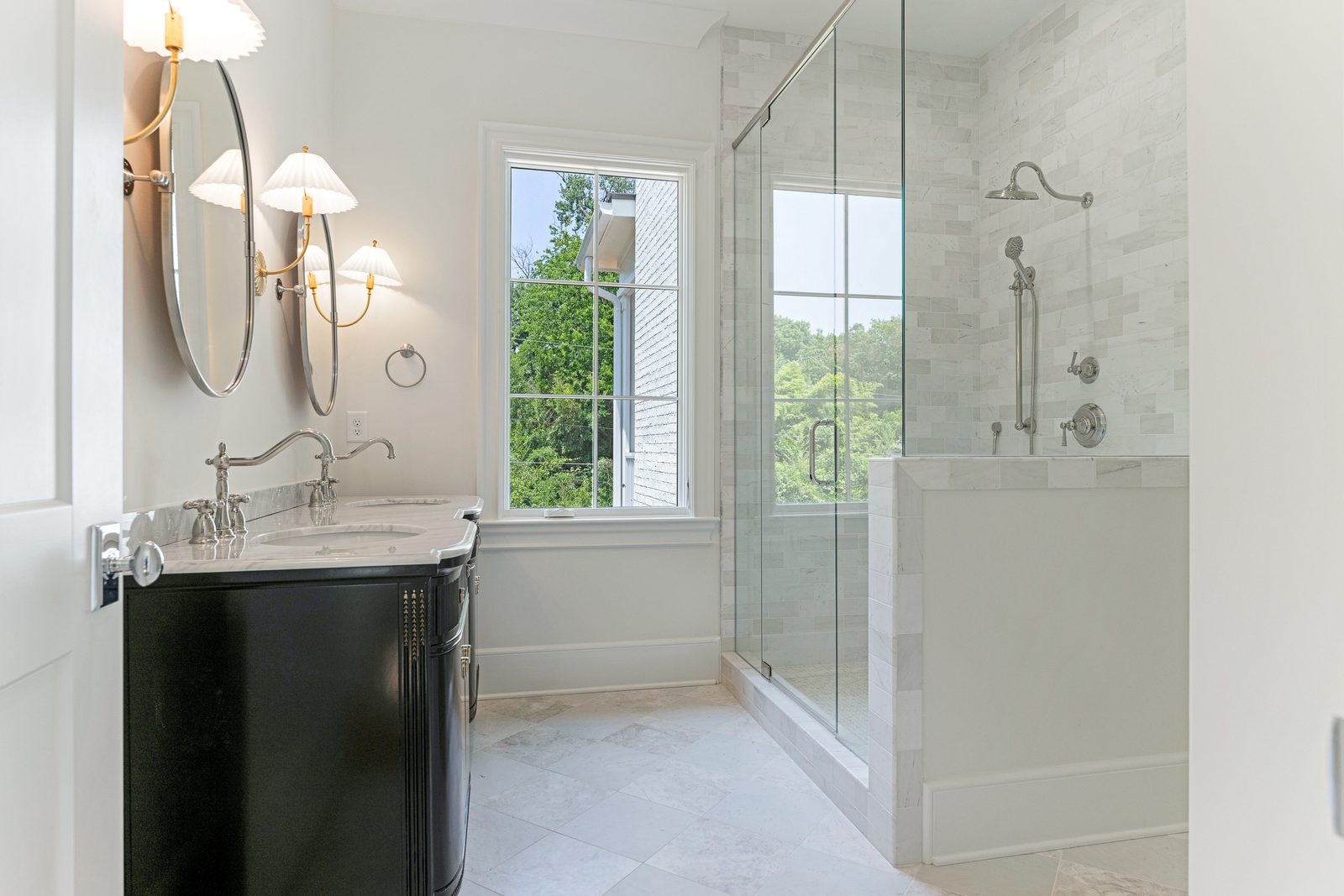 Sterling custom home in Myers Park — interior view, photograph 10 of 29