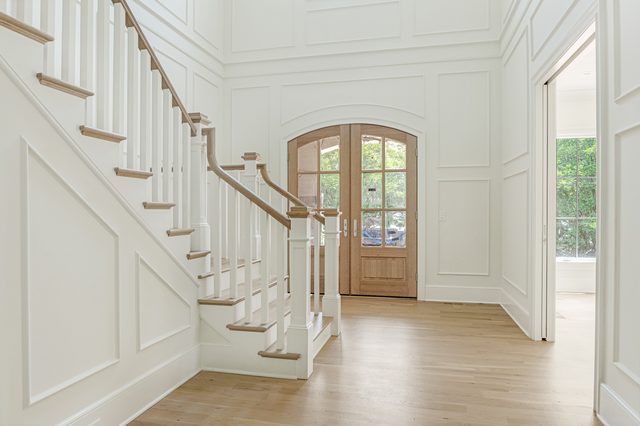 Sterling custom home in Myers Park — interior view, photograph 17 of 29
