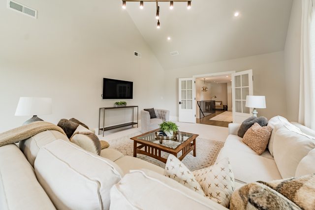 Waldon custom home in South Charlotte — interior view, photograph 103 of 166
