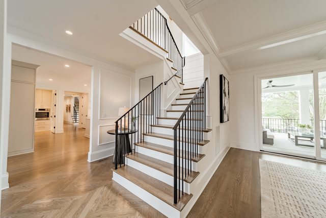 Waldon custom home in South Charlotte — interior view, photograph 58 of 166