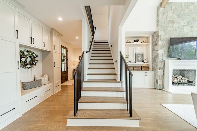 Waldon custom home in South Charlotte — interior view, photograph 74 of 166