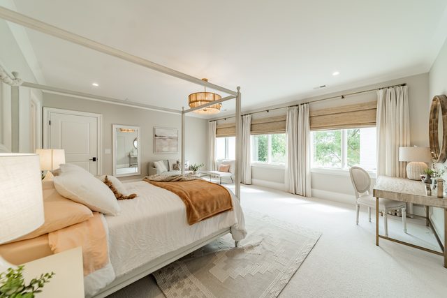 Waldon custom home in South Charlotte — interior view, photograph 85 of 166