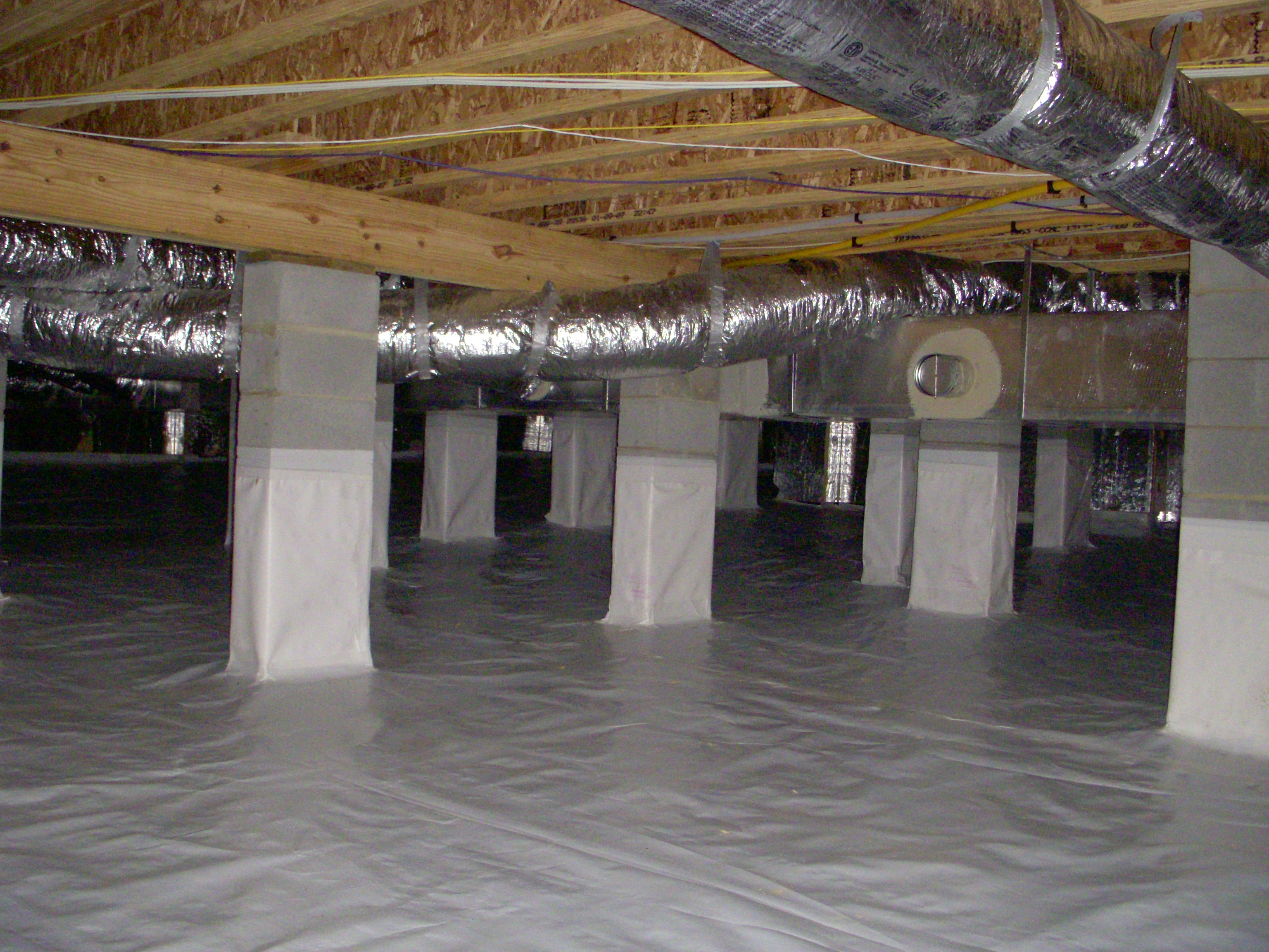 Sealed Crawl Spaces in Charlotte | Everett Custom Homes