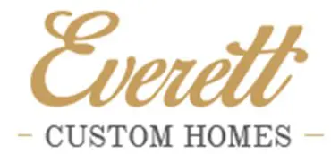 A logo of everett custom homes